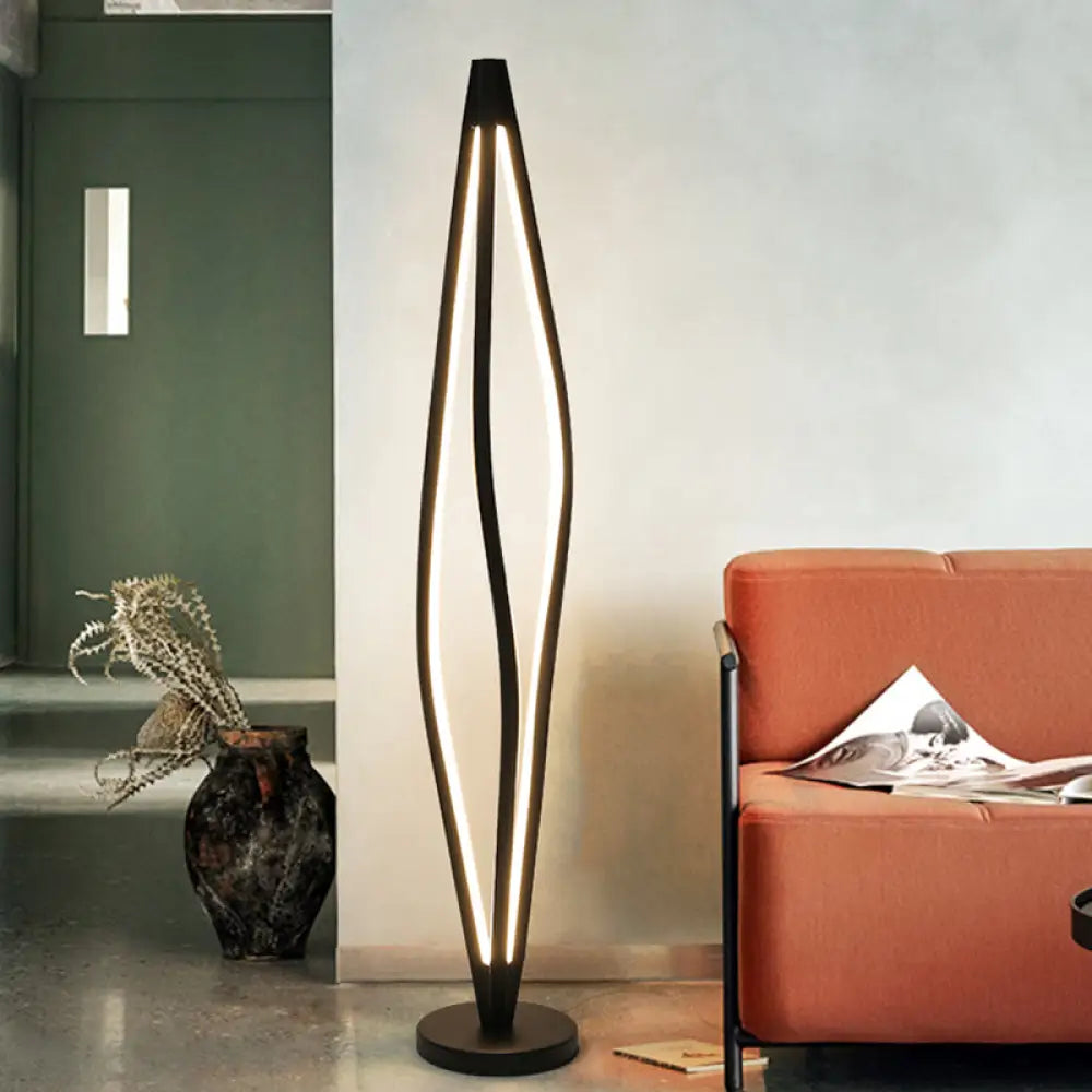 wooden table lamps with natural grain for a warm and organic feelwooden table lamps with natural grain for a warm and organic feelGeometric LED Floor Reading Light in Black/White - Nordic Design wooden table lamps with natural grain for a warm and organic feelwooden table lamps with natural grain for a warm and organic feelGeometric LED Floor Reading Light in Black/White - Nordic Design